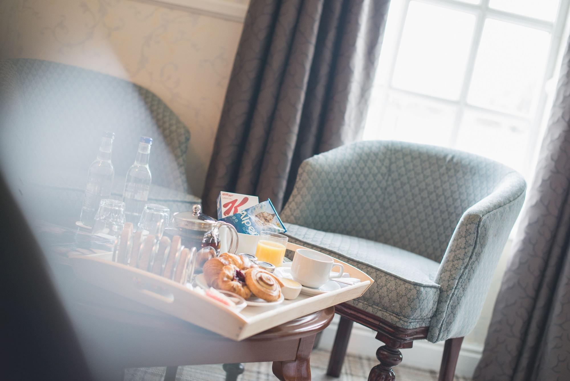 Mere Court Hotel Knutsford Esterno foto