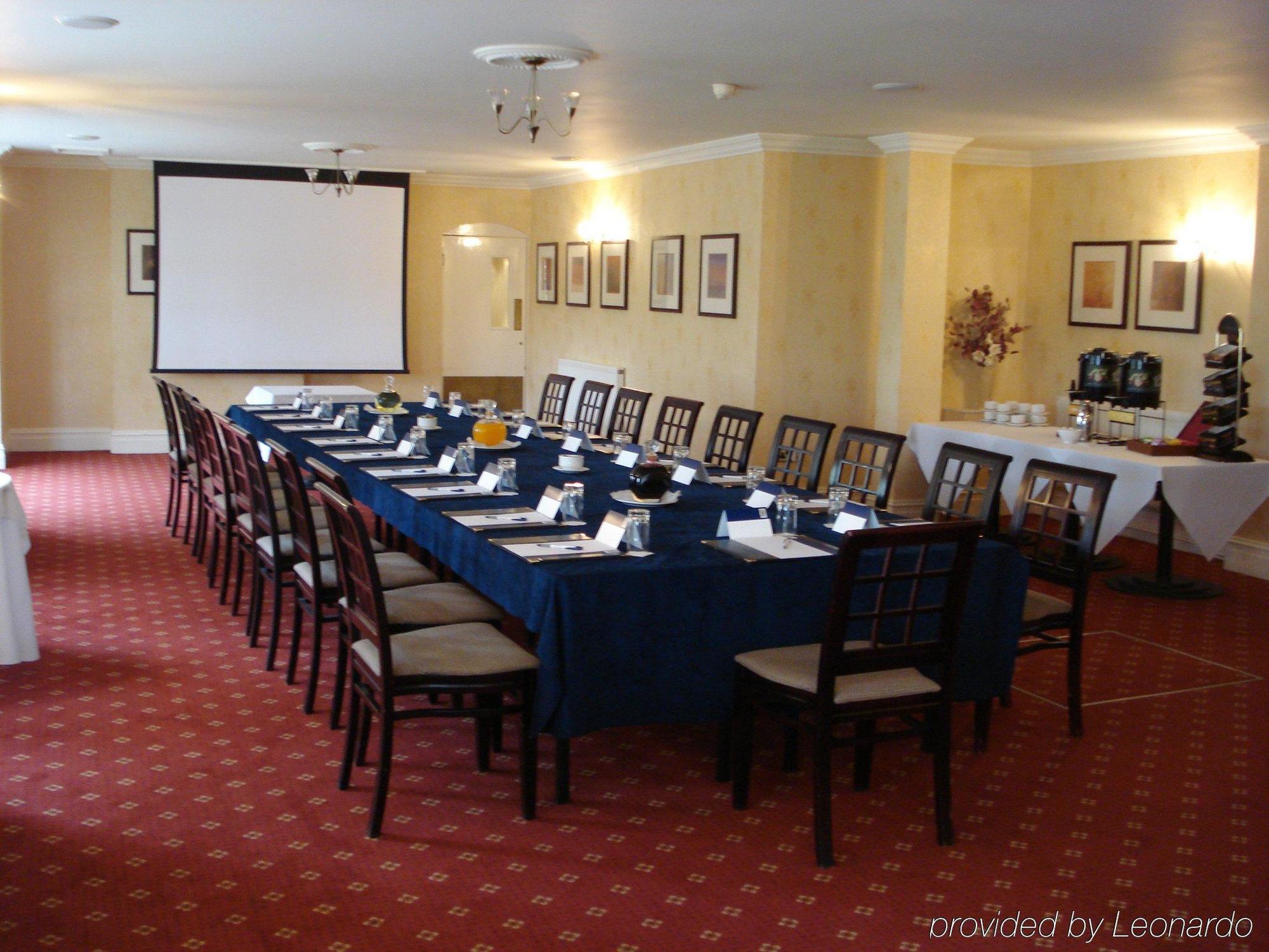 Mere Court Hotel Knutsford Servizi foto