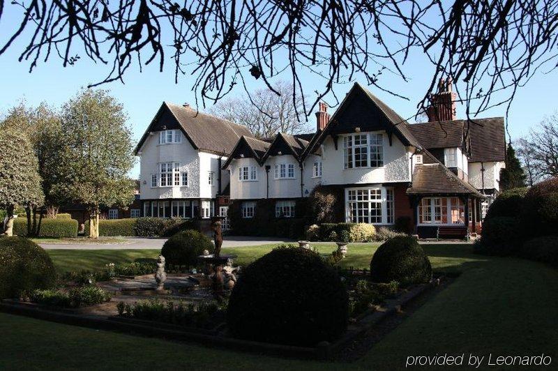 Mere Court Hotel Knutsford Esterno foto