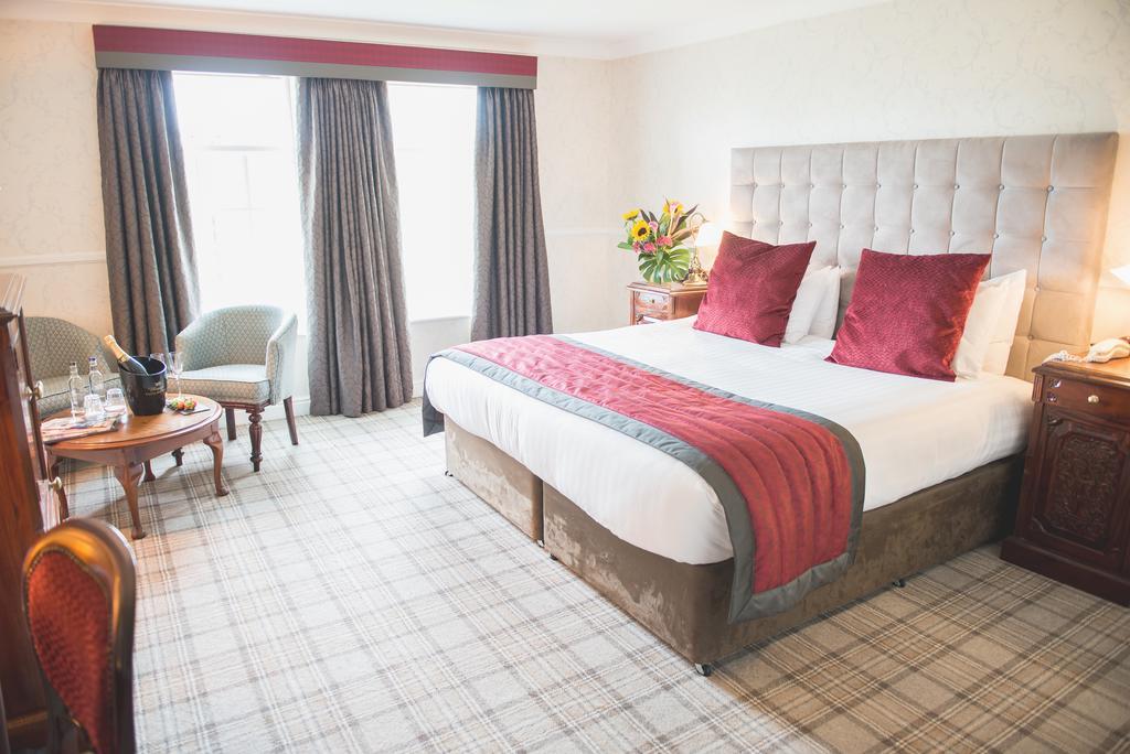 Mere Court Hotel Knutsford Esterno foto